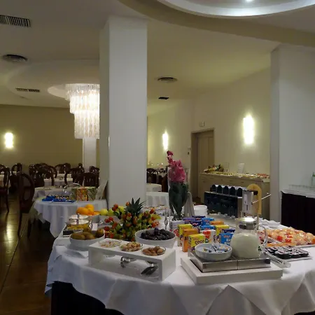 Western Park Continental Сан-Дона-ди-Пьяве