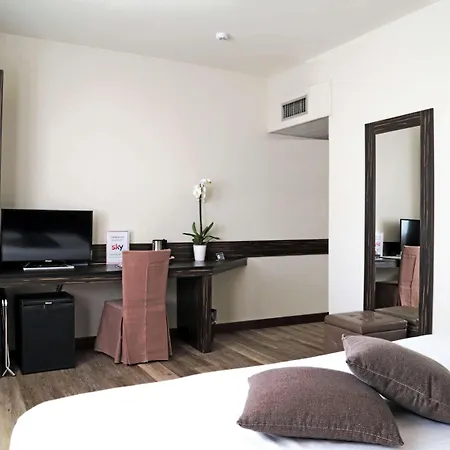 Szálloda Western Park Continental 4*