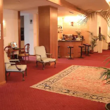 Western Park Continental 4*