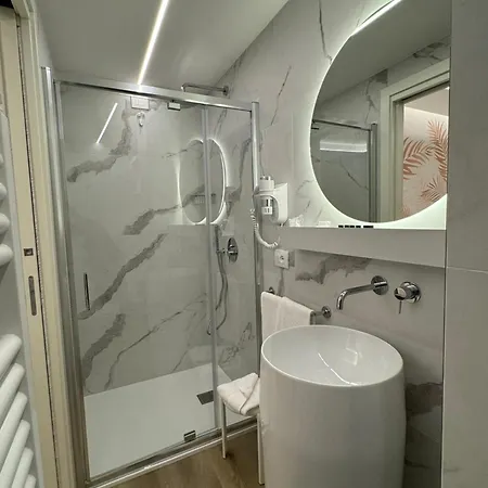 Szálloda Western Park Continental 4*